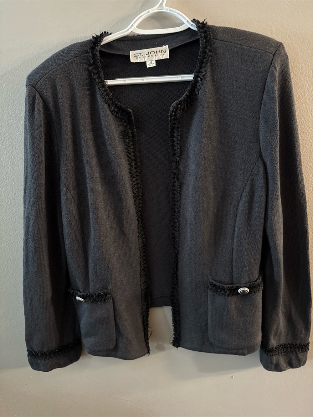 ST JOHN Wool Crepe Jacket Delicate Chain Fringe Trim Grey Elegant Old Money S26
